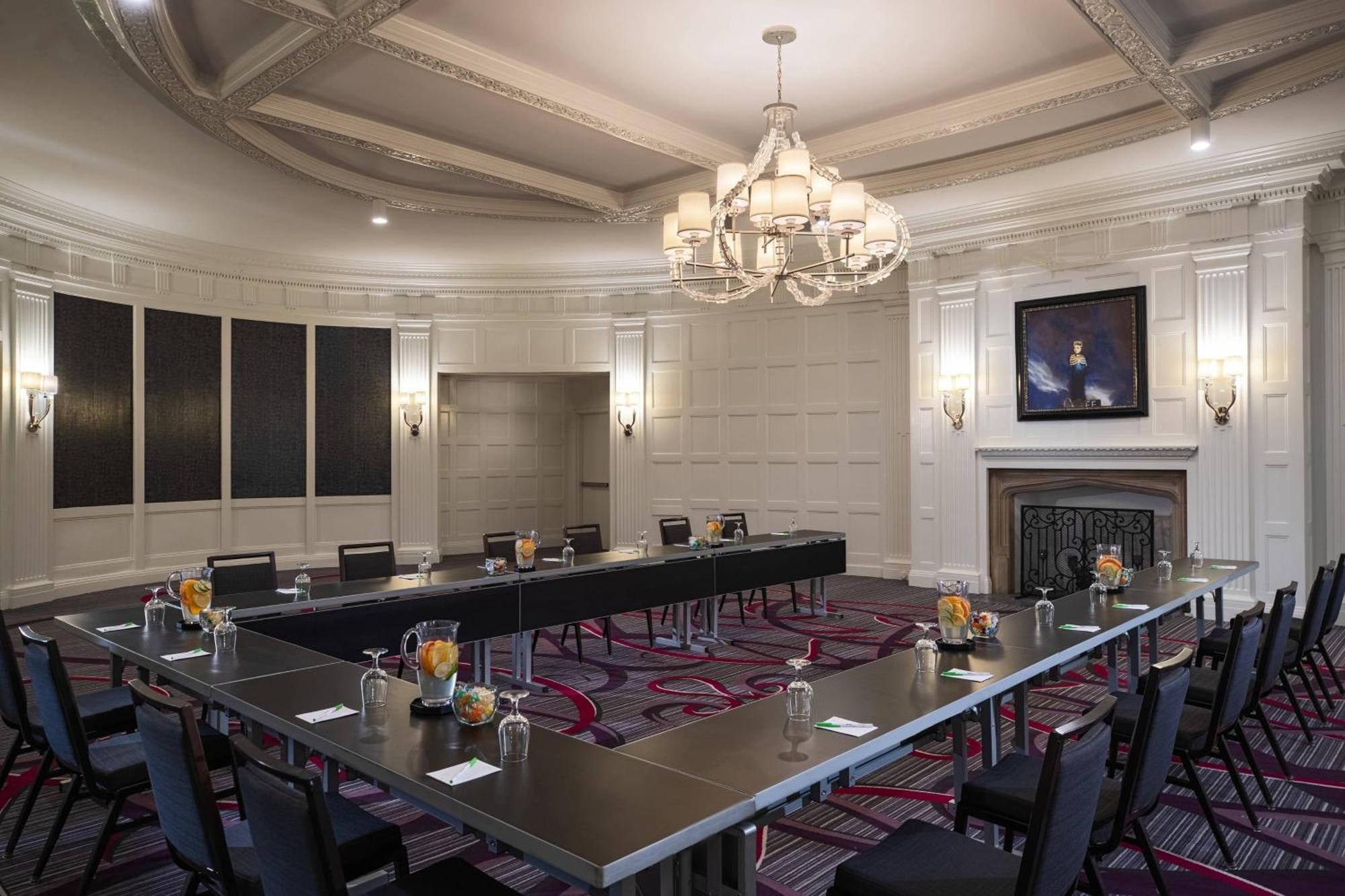 Courtyard By Marriott Boston Downtown Hotel Exterior photo