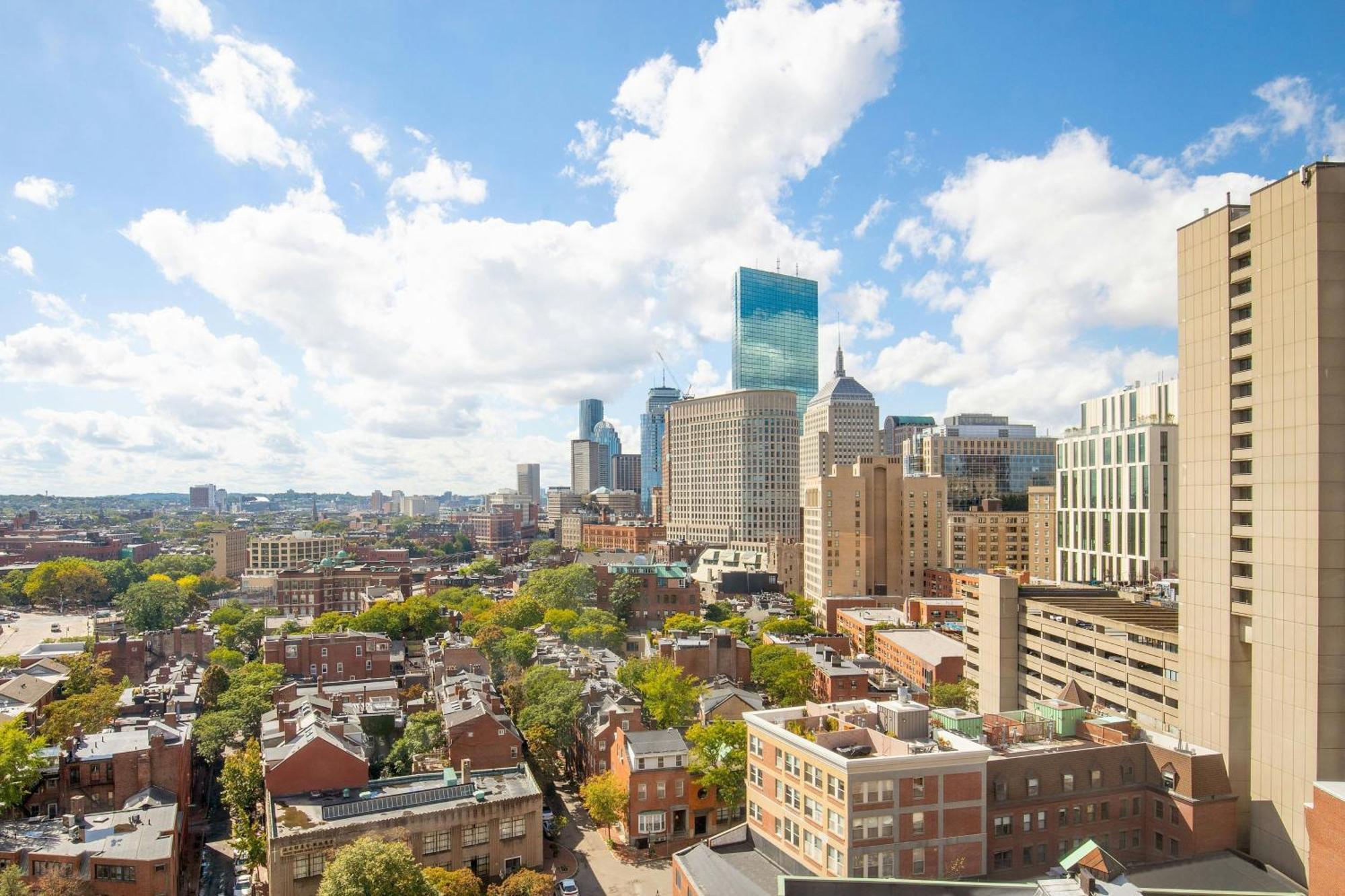 Courtyard By Marriott Boston Downtown Hotel Exterior photo
