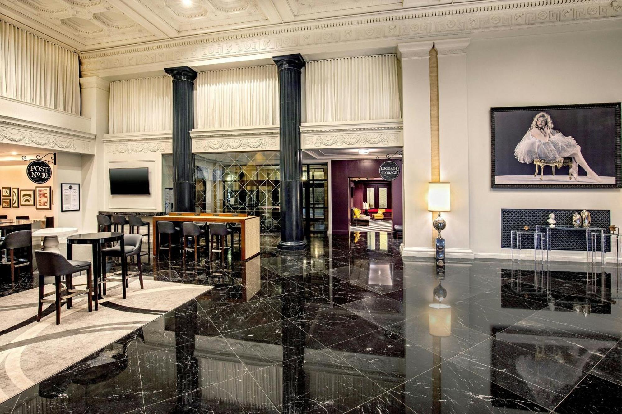 Courtyard By Marriott Boston Downtown Hotel Exterior photo